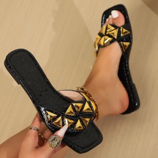 Plus Size Women's Slippers Outdoor All-matching Studded Square Toe Flat Bottom Sandals