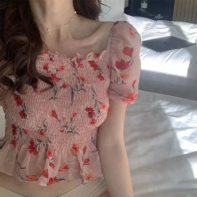 Floral blouse woman top puff sleeves  elastic bust tops for women trendy